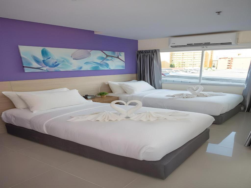 R-Con Hotel @ Siam Pattaya Buitenkant foto